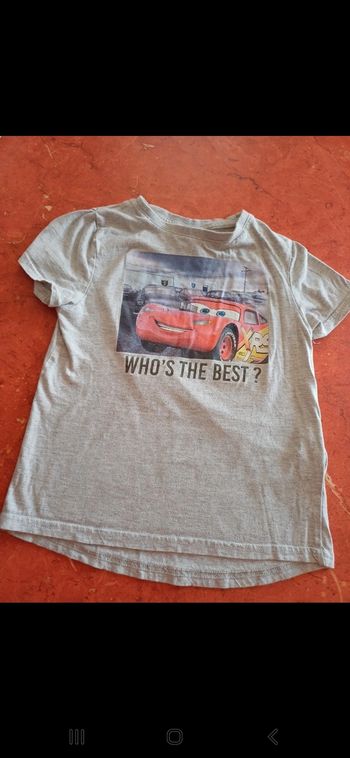 T.shirt garçon taille 8 ans