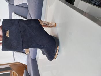 Bottine femme a talon