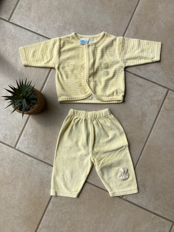Pyjama 2 pièces taille 3 mois