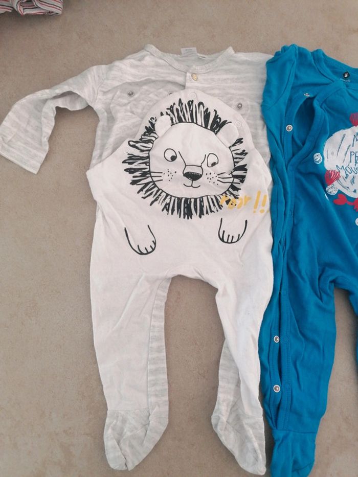 Lot de 2 pyjamas 6 mois 68cm - photo numéro 2