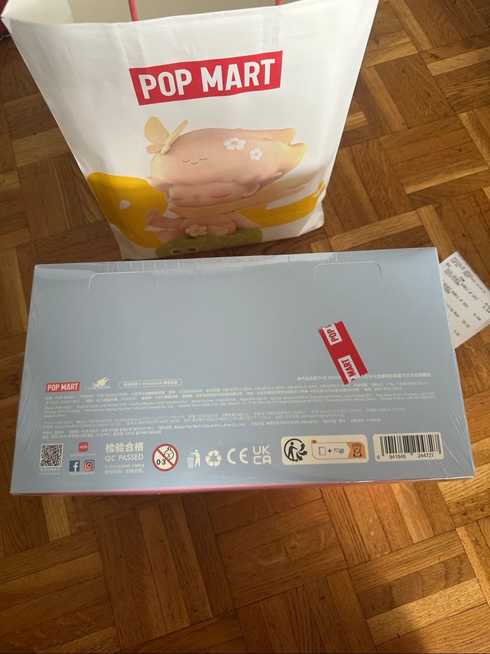 Popmart Labubu Exciting Macaron Vinyl Face set COMPLET - photo numéro 2