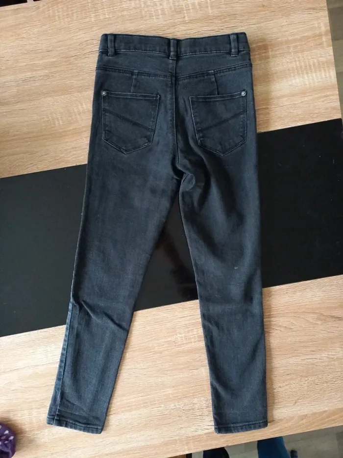 Jean noir skinny 8 ans - photo numéro 7