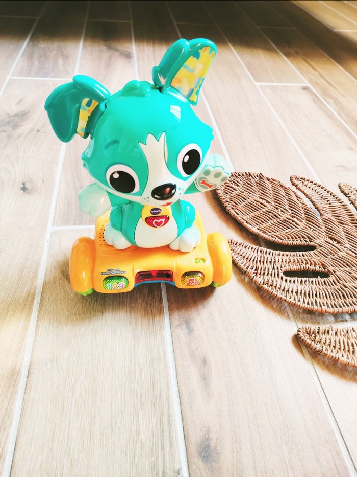 🐶 Titou mon Toutou overboard électronique sons et lumières marque Vtech