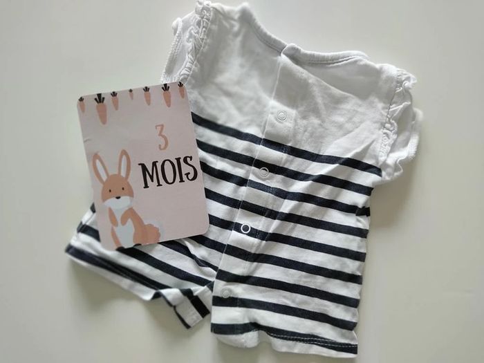 Tee shirt taille 3 mois - photo numéro 2