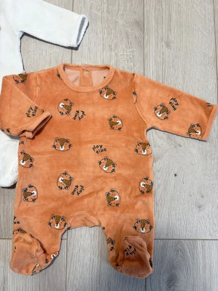 Lot pyjama velours 1mois garçon - photo numéro 2