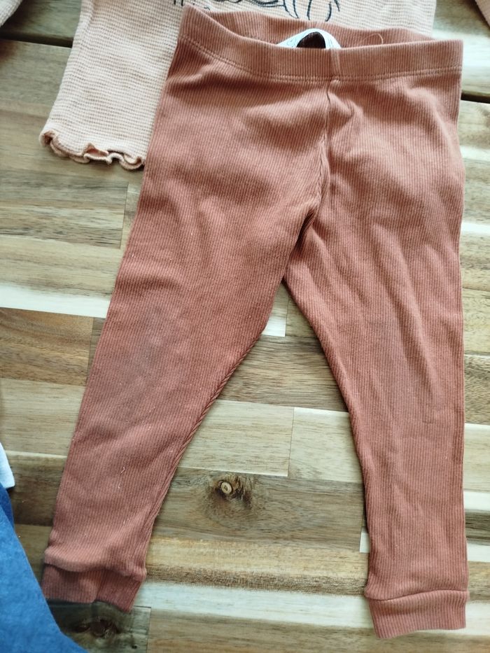 Lot de vêtements 12mois - photo numéro 4