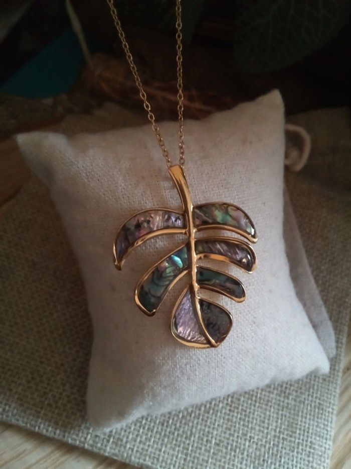 Collier bohème abalone feuille d'ormeaux