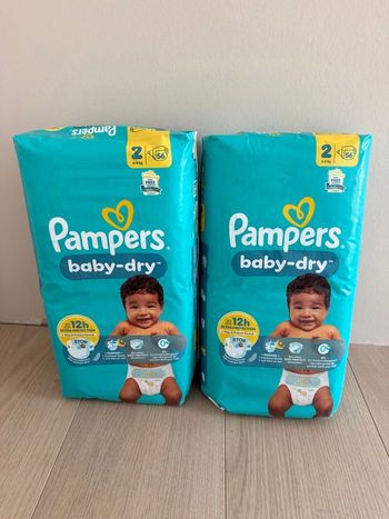 112 couches Pampers baby dry taille 2