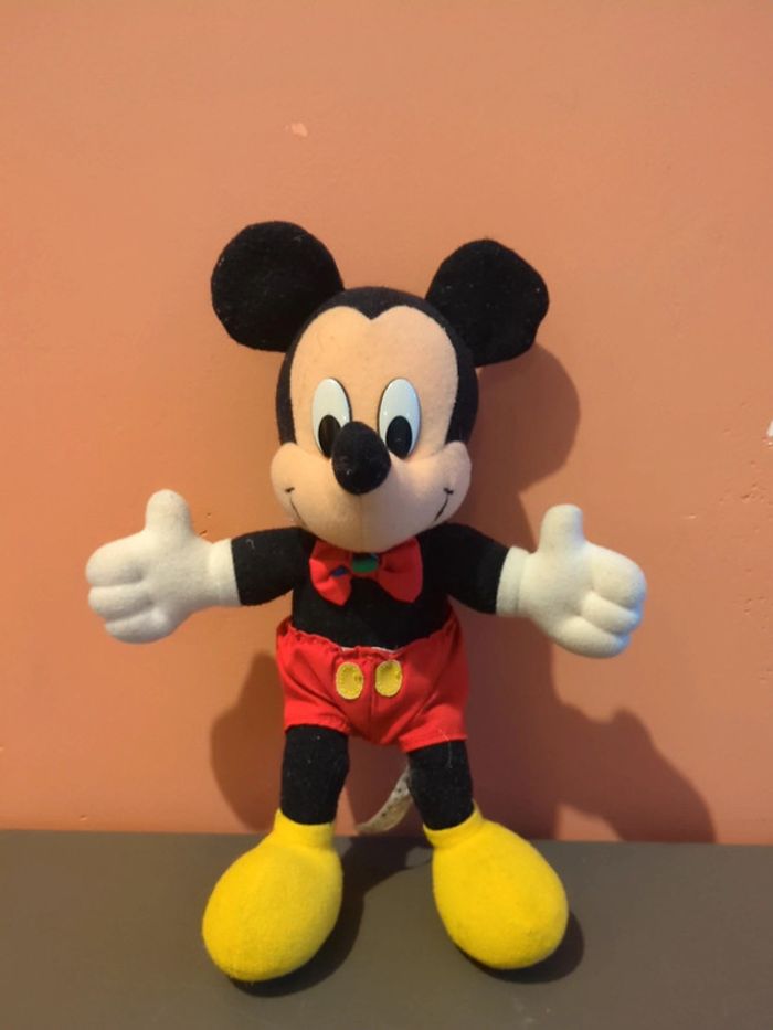 Peluche Disney Mickey Mattel