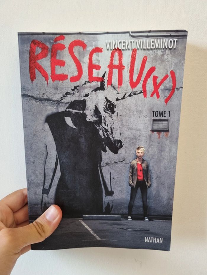 Mini box Réseau(X) Tome 1
Vincent Villeminot - photo numéro 2