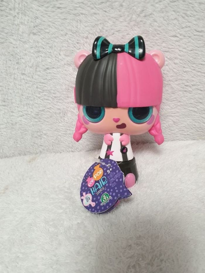 Pop pop hair surprise Pretty in Punk