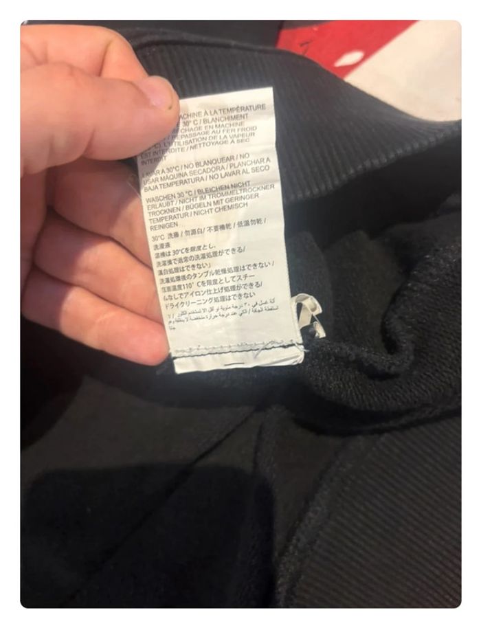 Sweat Off White taille L/XL noir imprimé dans le dos et sur les manches - photo numéro 12