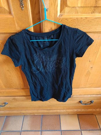 T-shirt guess
