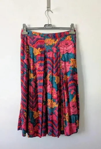 Jupe fleurie ample à plis  - Cinati - Taille 40