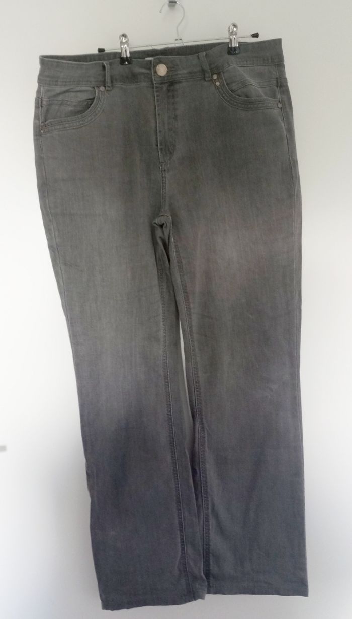 Pantalon droit - photo numéro 1