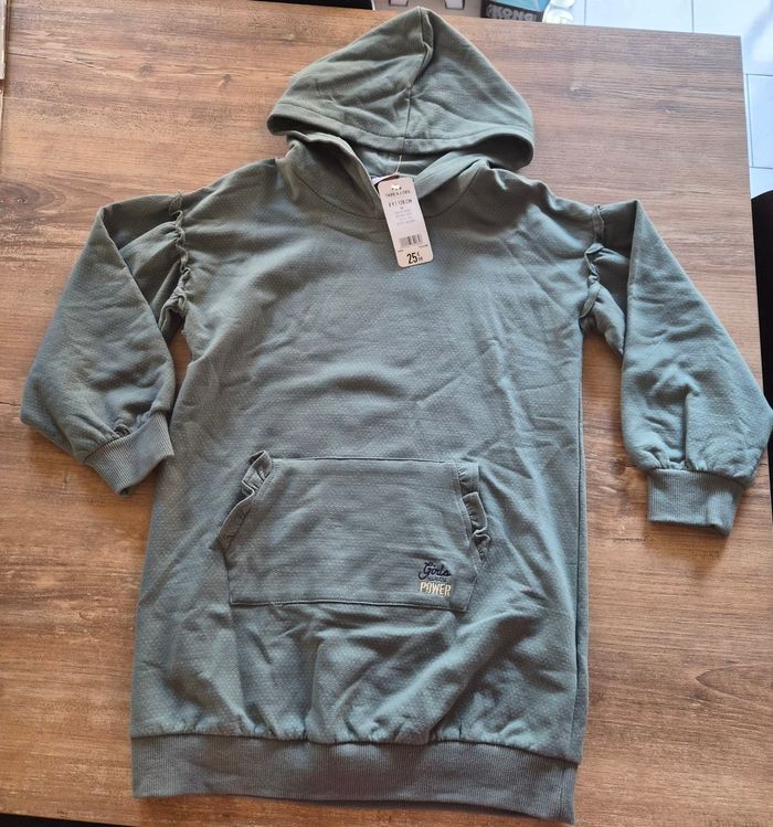 Robe sweat pailletée