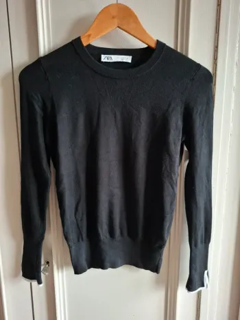 Pull fin contrasté Zara
