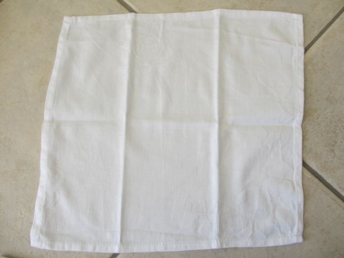 Nappe 175 x 130 cm + 4 serviettes - photo numéro 3