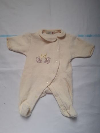 Babygros jaune clair