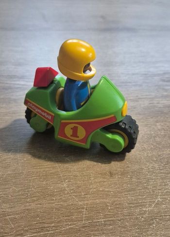 Moto de course et pilote Playmobil 1 2 3