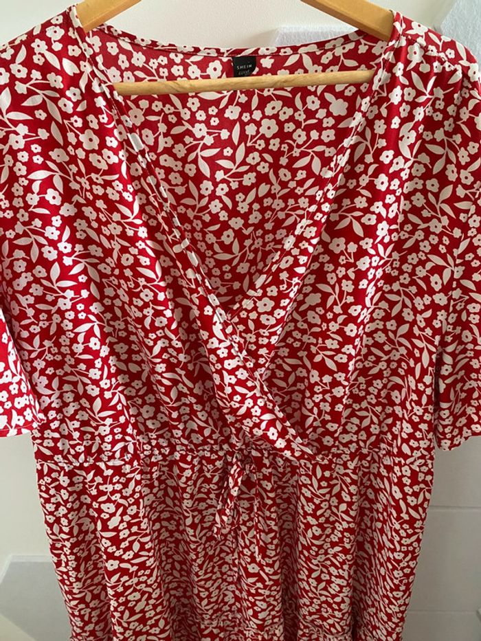 Robe fleurie taille 52 Shein - photo numéro 3