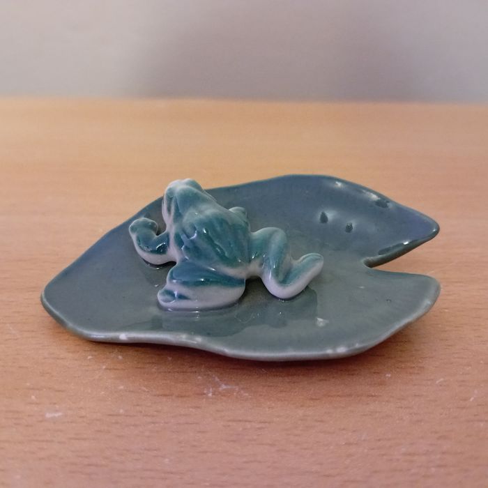 Figurines grenouilles - photo numéro 4