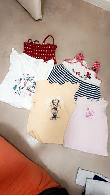 Lot tee shirts été marques diverses taille 24 mois