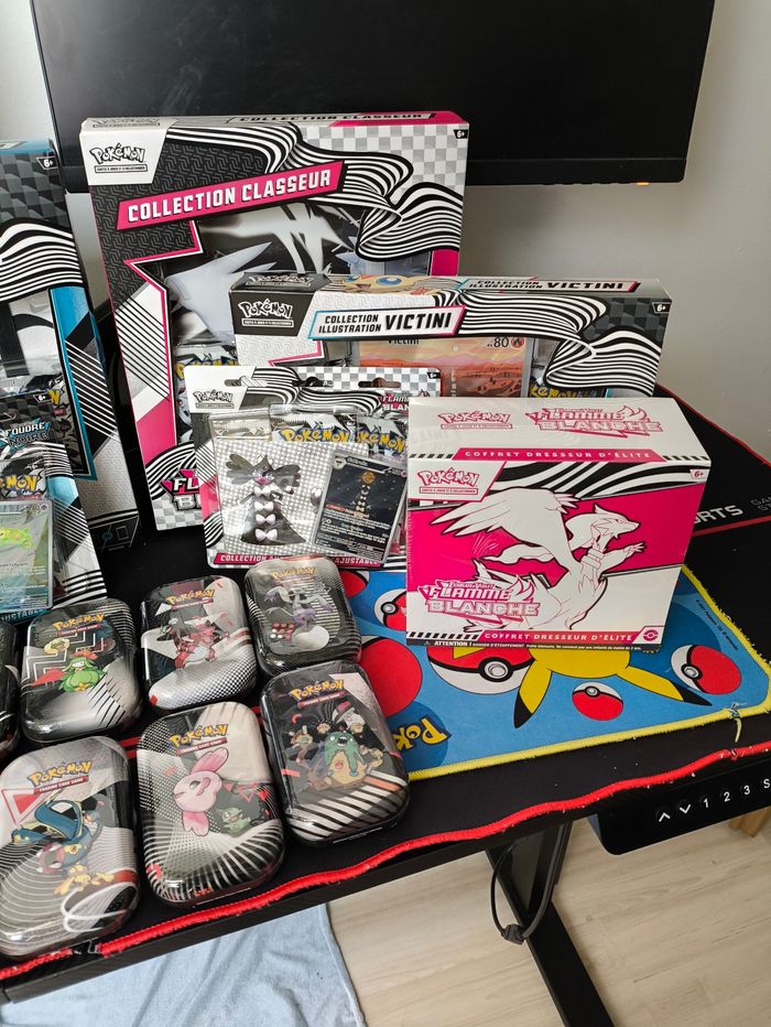 Objets scellés Pokémon EV10.5 - photo numéro 3