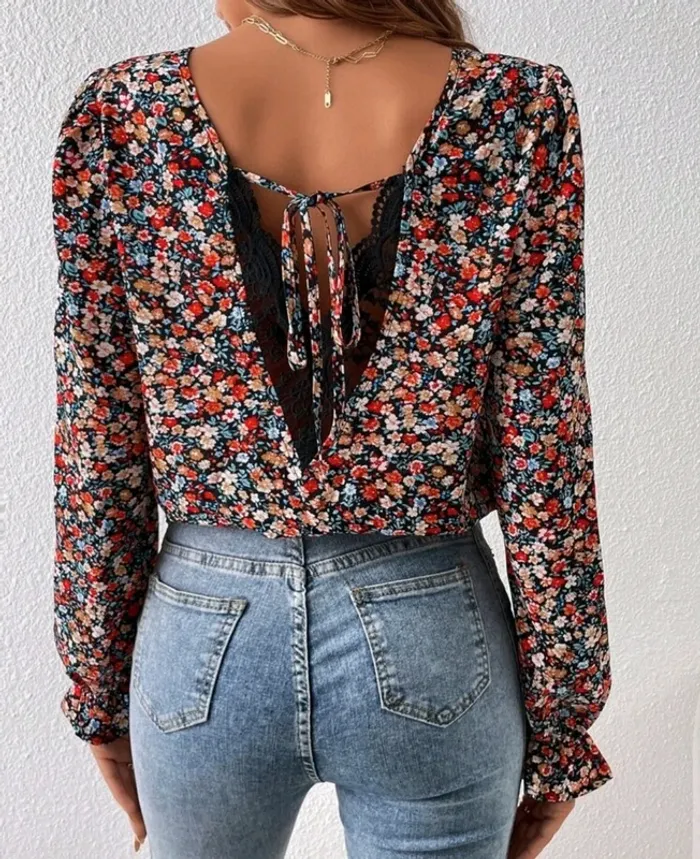 Blouse fleurie manches longues taille M - photo numéro 3