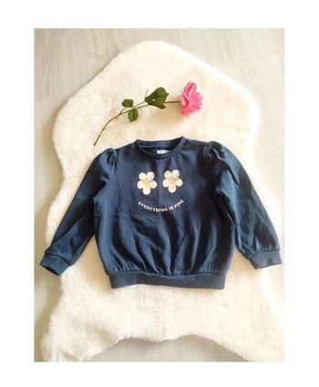 Sweat shirt en molleton motif fleurs 4 ans