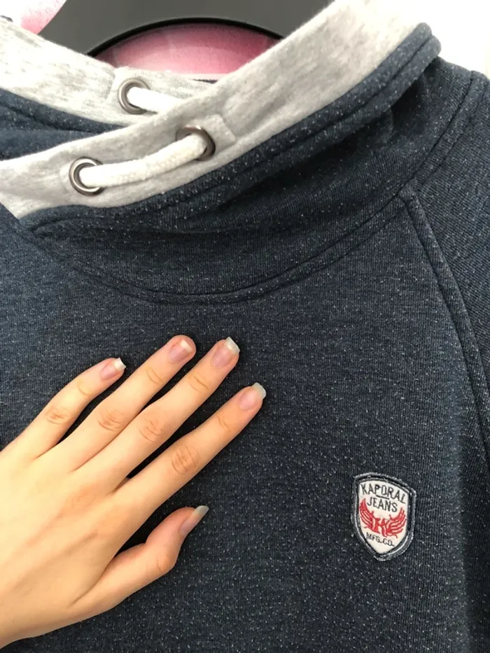 Sweat bleu fonce gris avec un effet chiné - photo numéro 3