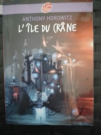 Livre île du crâne