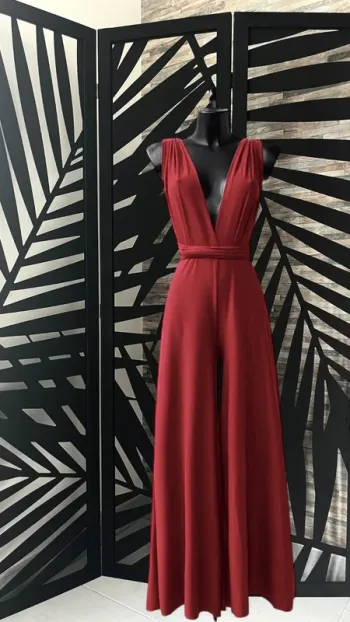 Superbe combinaison bordeaux plusieurs positions faire en France