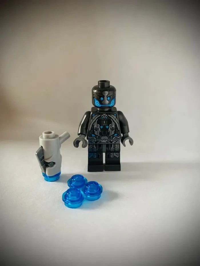 Minifigurine LEGO Marvel Super Heroes SH166 - Ultron Sentry 2015 - Très bon état - photo numéro 5