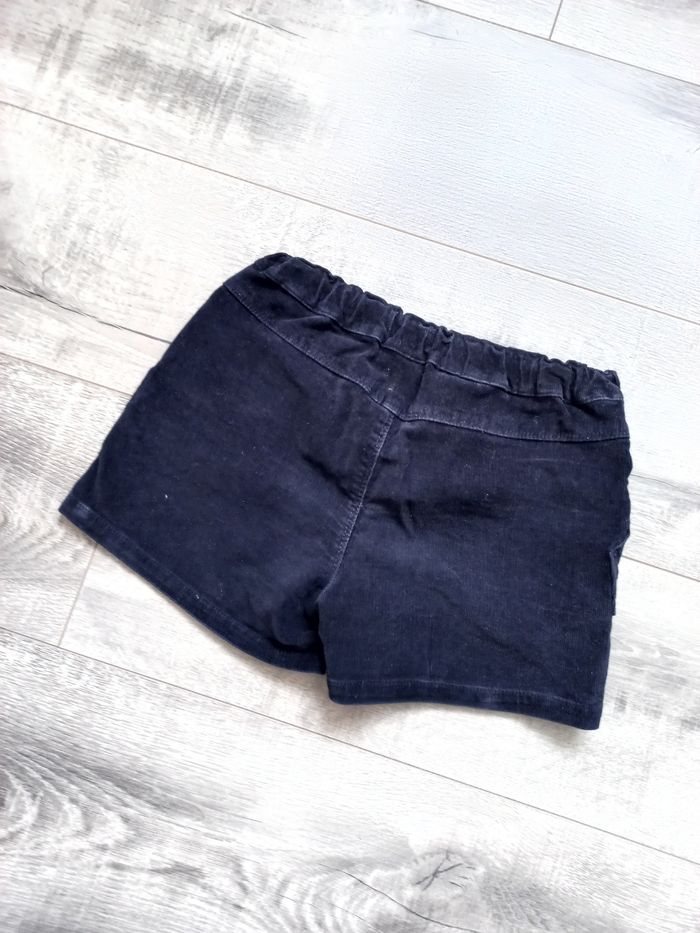 Short chaud 8 ans - photo numéro 3