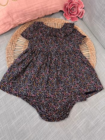 Robe et bloomer 3 mois