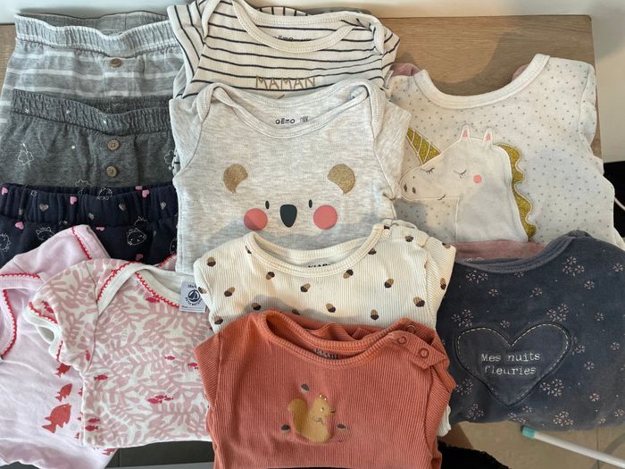 Lot nuit 18 mois (11 vêtements)