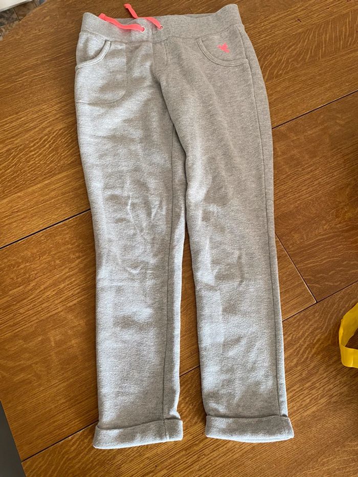 Jogging taille 10 ans