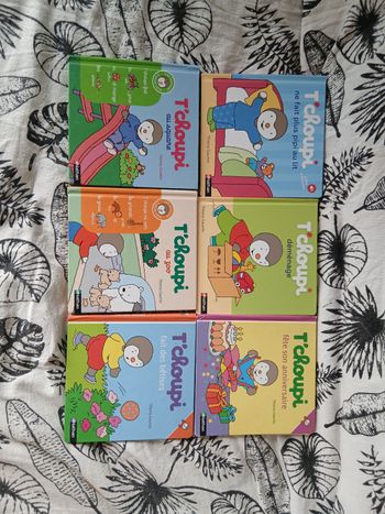 Lot livres thoupi
