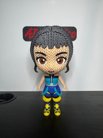 Figurine kpop Monster Hunter Zoey tricoté 