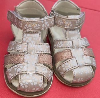 Sandale bebe fille 21