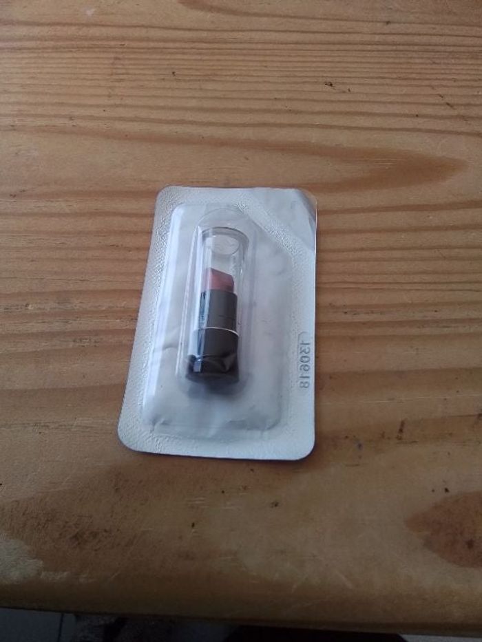 ROUGE À LÈVRES