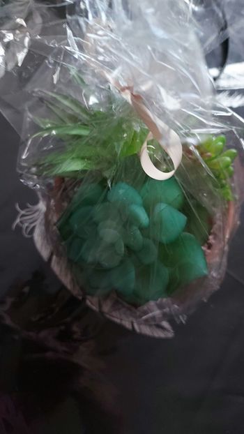 Montage fleurs artificielles