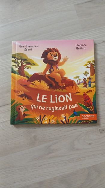 Livre Hachette Contes d'animaux étonnants