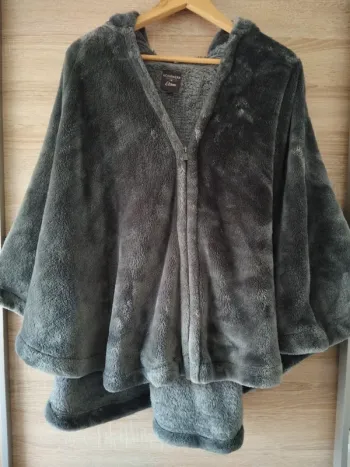 Poncho doudoune Etam
