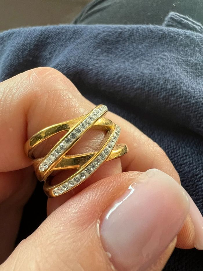 Bague dorée et strass - photo numéro 5