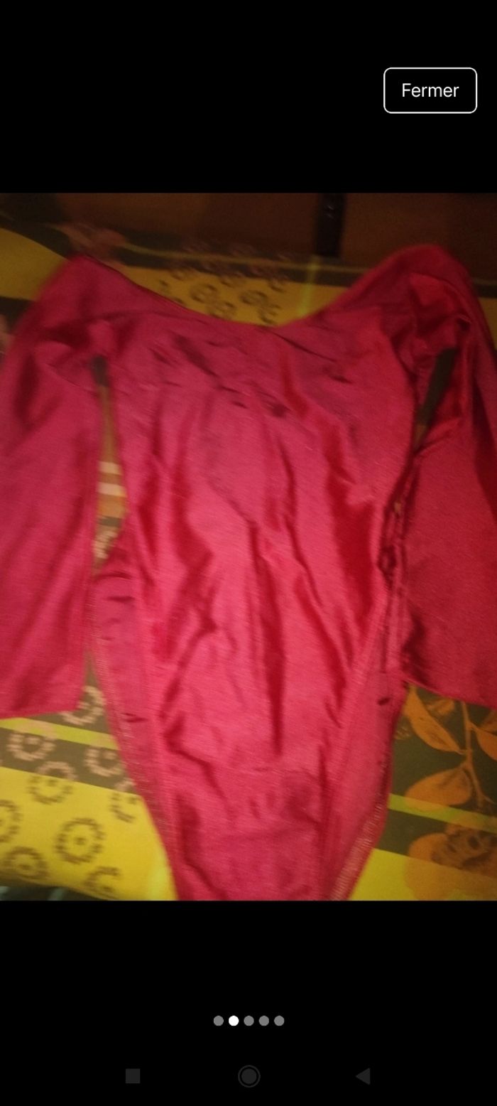 Très beau body gym L6