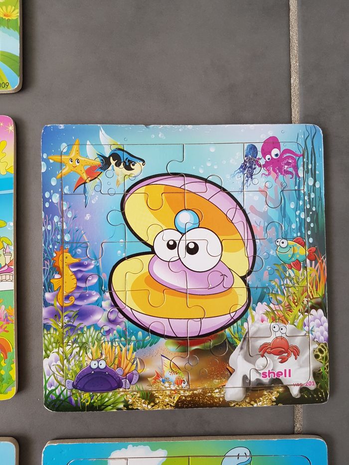 Lot de 10 puzzles en bois, propres ( 7 en très bon état, 3 en bon état), très propres - photo numéro 4