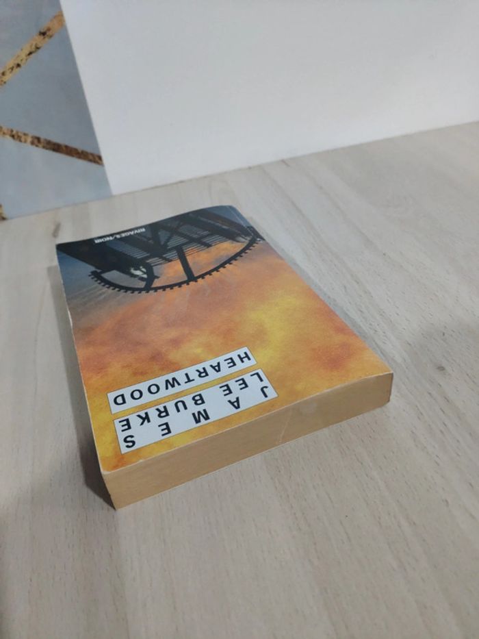 Livre poche policier Heartwood James Lee Burke rivages noir - photo numéro 4