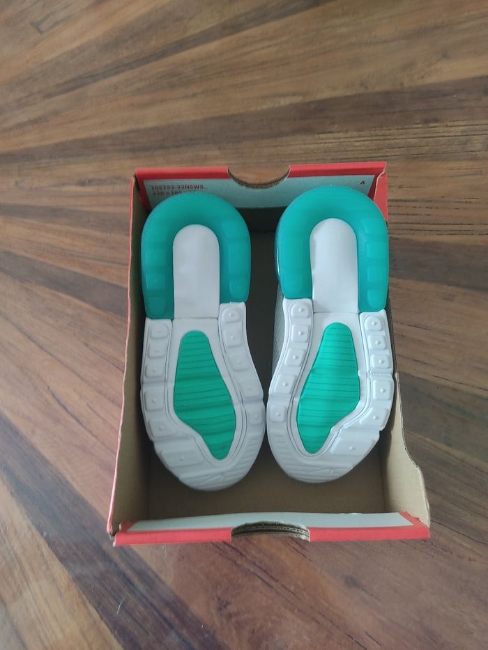 Baskets Nike air max 270 T 27.5 - photo numéro 7